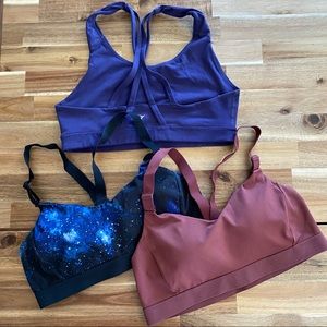 Sports bras, set of 3.